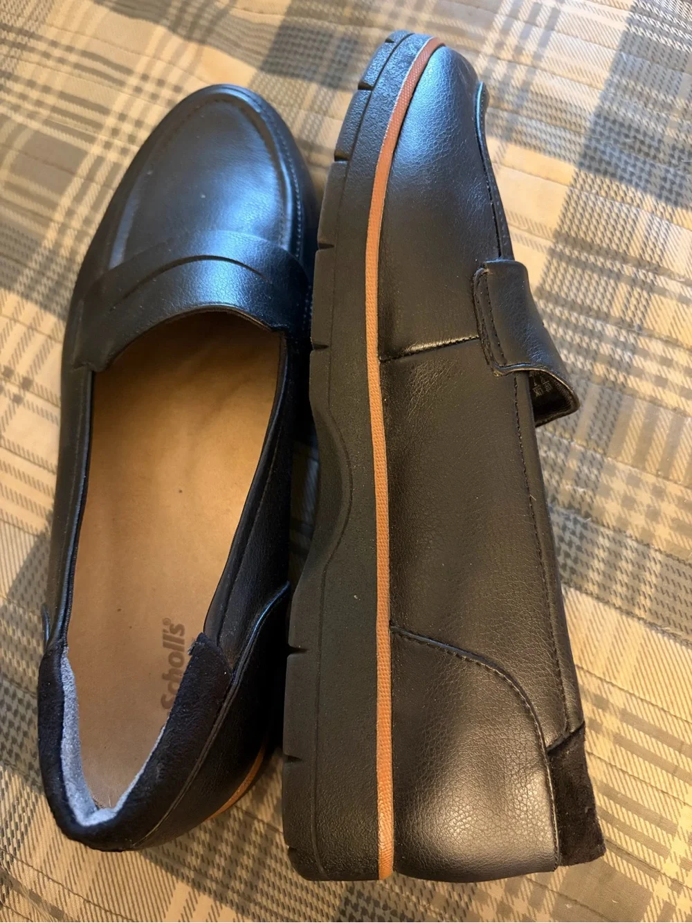 Dr. Scholl's Women’s Nice Day Black Leather Slip-On Penny Loafers. 9.5